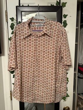 Van Heusen Cream Short-Sleeve Button-Up Shirt